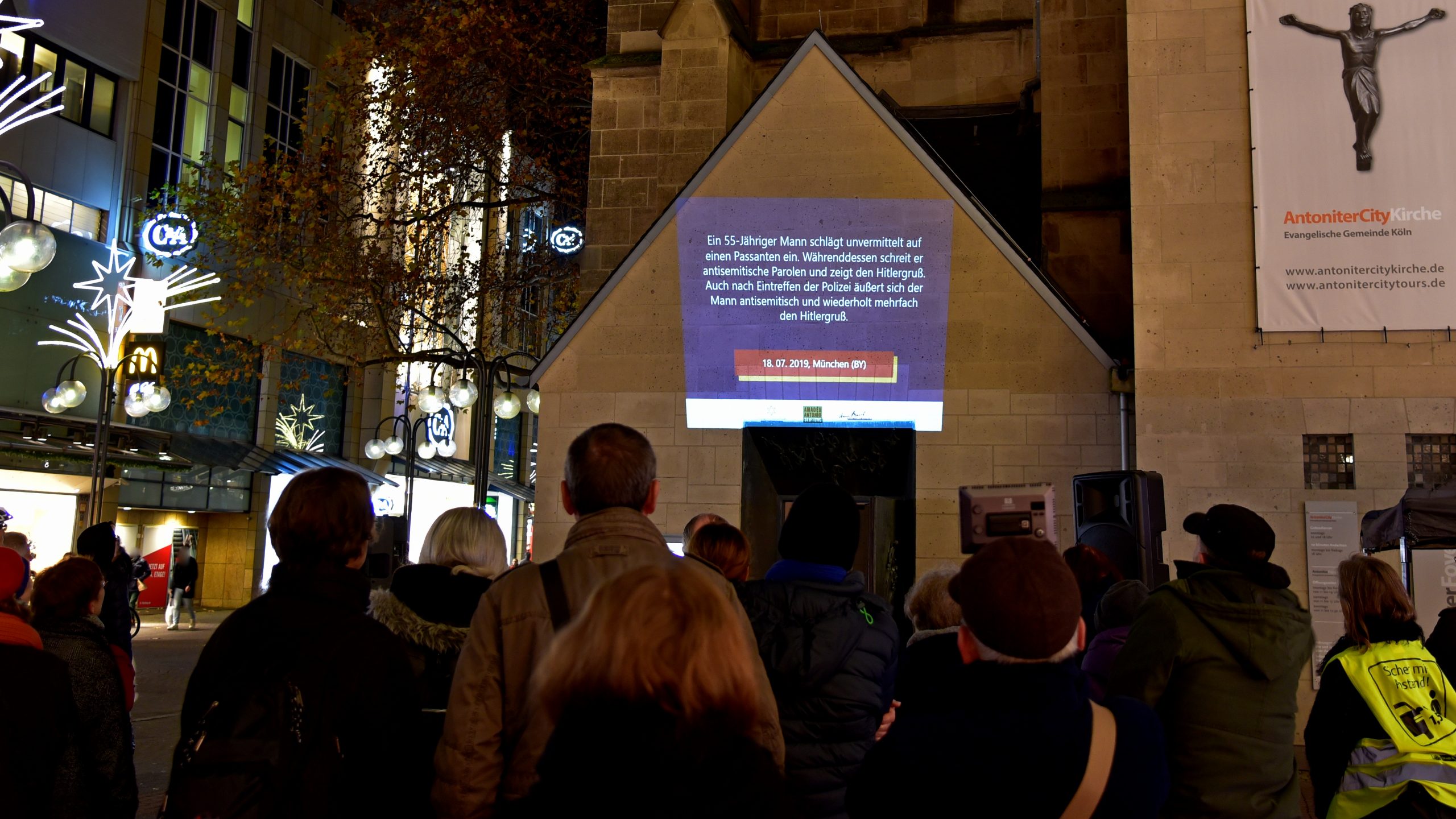 Read more about the article Öffentliche Projektion antisemitischer Straftaten – Ein Zeichen gegen Antisemitismus und für eine offene Gesellschaft.